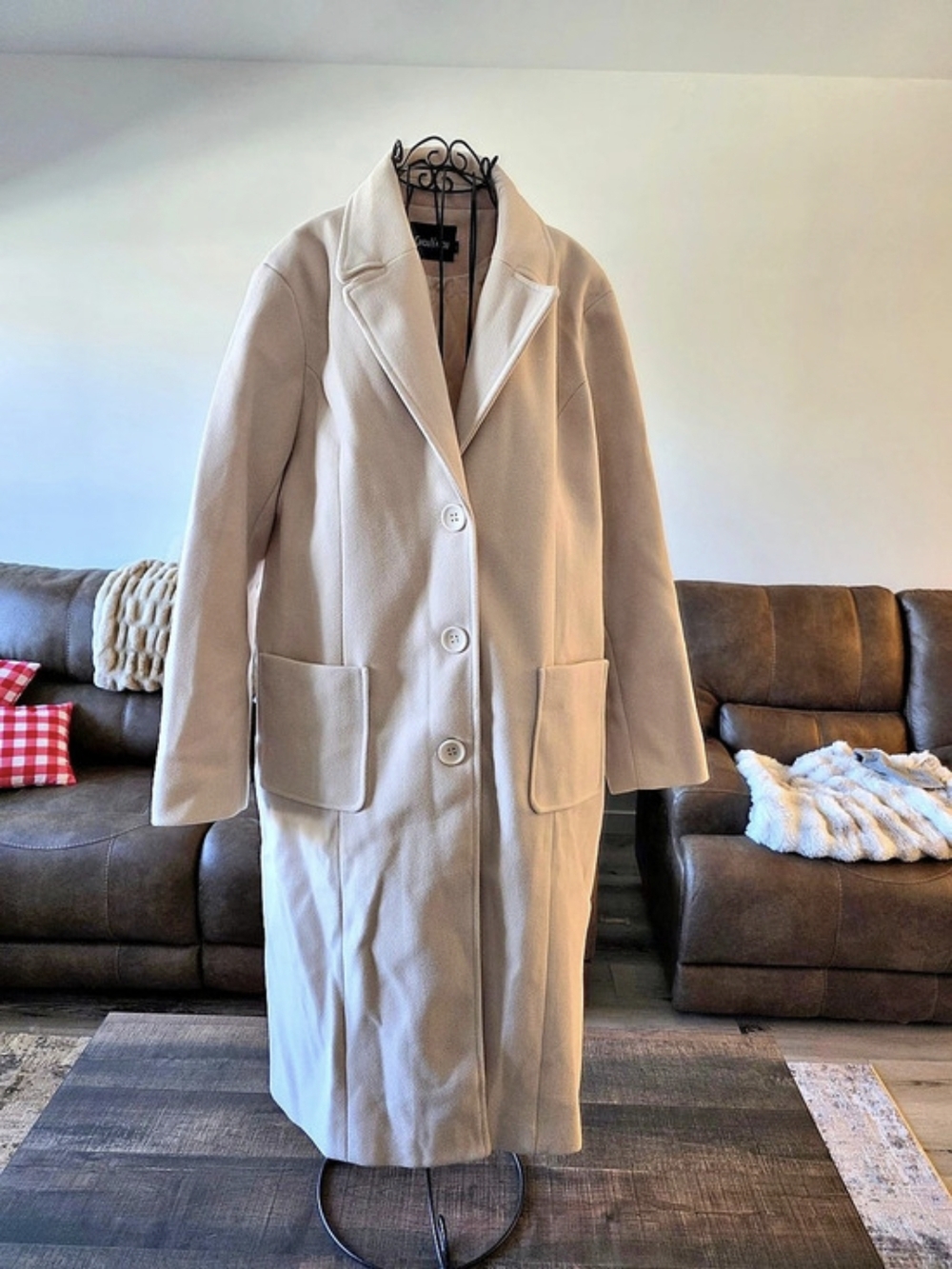 Women's Cream Trench Coat Like New